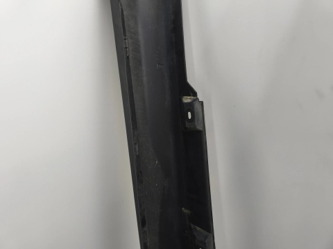 Nakładka progu Ford Focus Mk3 10-19r. prawa listwa progowa zewnętrzna bm51-a10154-a