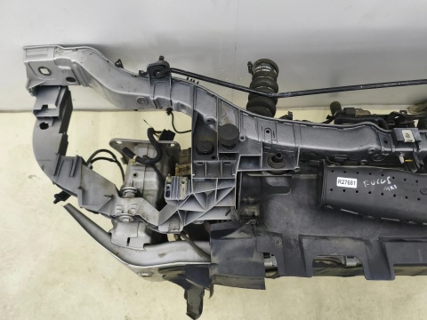 Pas przedni Ford Focus Mk3 10-19r. 1.5 TDCI Diesel kompletny z chłodnicą wody belka wzmocnienie osłona wentylatory
