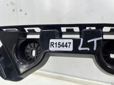 Ślizg Skoda Octavia IV KOMBI 19r.- lewe tylne mocowanie wspornik zderzaka