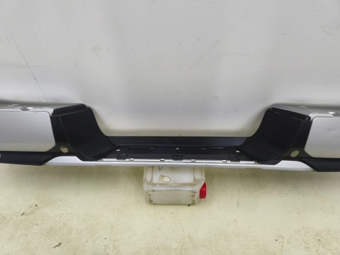 Zderzak tylny Mitsubishi L200 5 V 19-23r. Lift tył 4XPDC stopień 6410D647ZZ