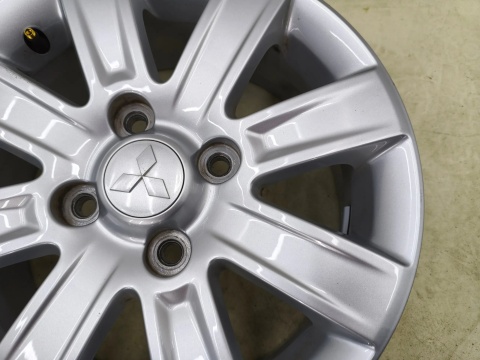 Felgi aluminiowe Mitsubishi Colt VI 6 Z30 04-12r. r15 cali 6jx15 ET46 4x114,3 CH67 felgi oryginalne KOMPLET 4250b671