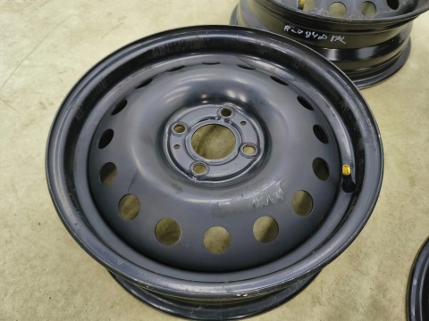 Felgi stalowe Nissan Note E11 1 I Micra 06-12r. r15 5,5jx15 ET45 CH60 4x100 15 cali felgi oryginalne 403009u00b