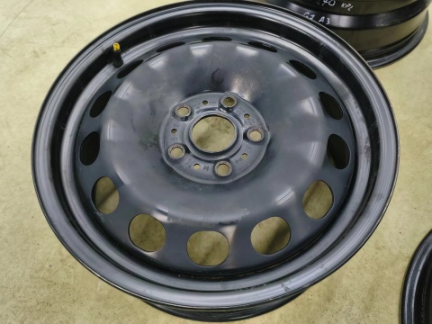 Felgi stalowe VW Golf VII Octavia III Audi A3 8v Leon 12-20r. 16 cali 6,5jx16 ET46 5x112 CH57,1 KOMPLET 5q0601027m 5q0601027p