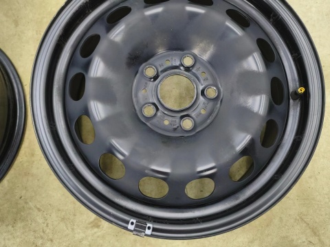 Felgi stalowe VW Golf VII Octavia III Audi A3 8v Leon 12-20r. 16 cali 6,5jx16 ET46 5x112 CH57,1 KOMPLET 5q0601027m 5q0601027p