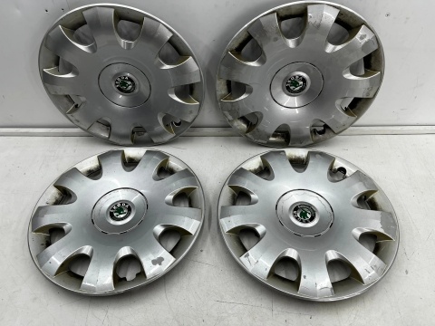 Kołpak Skoda Octavia 2 II 04-13r. 15 cali r15 kołpaki komplet oryginalne 1Z0601147a