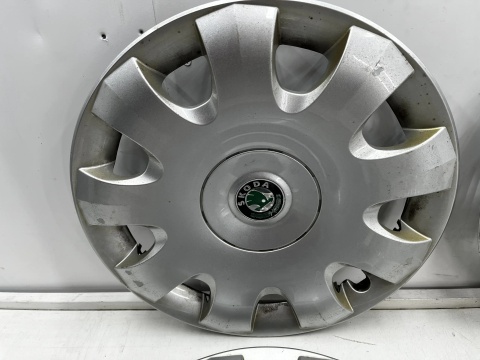 Kołpak Skoda Octavia 2 II 04-13r. 15 cali r15 kołpaki komplet oryginalne 1Z0601147a