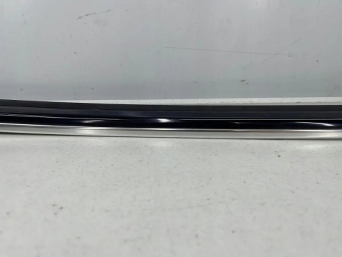 Listwa Mercedes CLK W208 C208 97-02r. prawa tylna nakładka ozdobna szyby