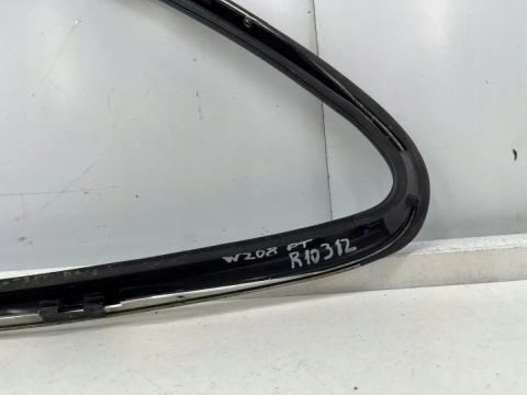 Listwa Mercedes CLK W208 C208 97-02r. prawa tylna nakładka ozdobna szyby