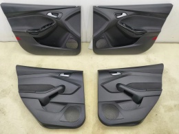 Tapicerka Ford Focus Mk3 10-19r. boczki drzwi KOMPLET prawy lewy tył przód boczek bm51a27406 bm51a27407 bm51a23942 f1eba23943