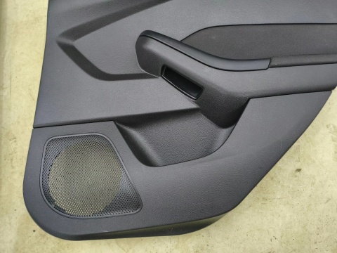 Tapicerka Ford Focus Mk3 10-19r. boczki drzwi KOMPLET prawy lewy tył przód boczek bm51a27406 bm51a27407 bm51a23942 f1eba23943