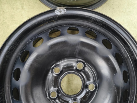 Felgi stalowe VW Golf Touran Caddy Octavia Leon 6jx15 5x112 ET47 CH 57,1 15 cali ORYGINALNE KOMPLET 1k0601027c