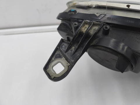 Lampa reflektor Fiat Doblo II Opel Combo D 10-15r. lewa przednia oryginalna EU lewy przód 51810672