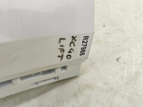 Zderzak przedni Volvo XC40 22r.- Lift przód 6XPDC 31690933