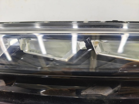 Lampa reflektor Skoda Kamiq 19-23r. LEWA przednia Full LED CRYSTAL LIGHTING lewy przód 658941015b