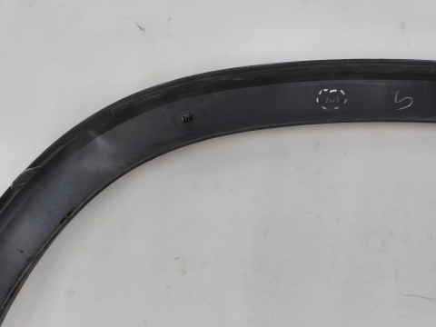 Listwa Mercedes W247 18-26r. Prawy przedni rant nadkola błotnika nakładka prawy przód a2478850122