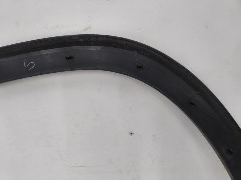 Listwa Mercedes W247 18-26r. Prawy przedni rant nadkola błotnika nakładka prawy przód a2478850122