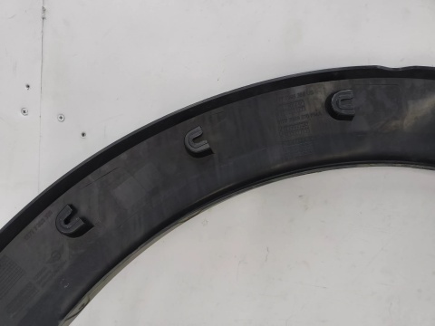 Listwa Mini Countryman II F60 17-23r. prawy przedni rant nadkola błotnika zderzaka nakładka prawy przód 51777389366