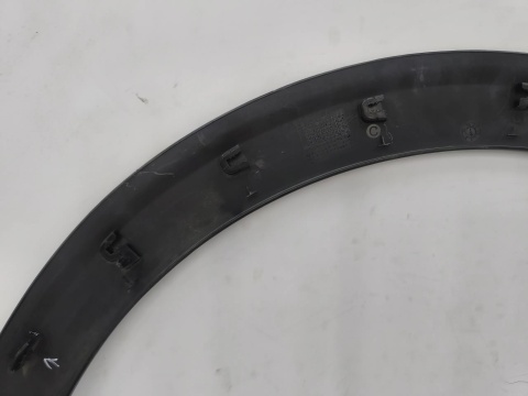 Listwa błotnika Peugeot 5008 II 16-24r. lewy tylny rant nadkola błotnika CIENKI WĄSKI nakładka lewy tył 9814071477