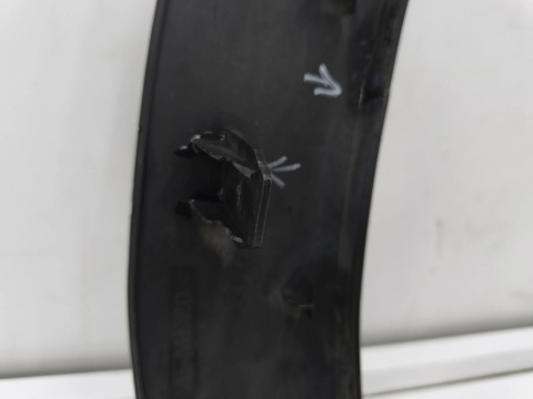 Listwa błotnika Peugeot 5008 II 16-24r. lewy tylny rant nadkola błotnika CIENKI WĄSKI nakładka lewy tył 9814071477