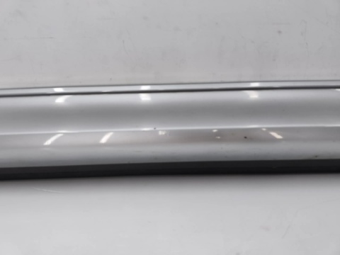 Listwa drzwi Mazda CX-5 II KP LIFT 21-25r. prawa przednia dolna nakładka drzwi prawy przód kpg1-51ra1
