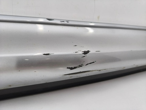Listwa drzwi Mazda CX-5 II KP LIFT 21-25r. prawa przednia dolna nakładka drzwi prawy przód kpg1-51ra1