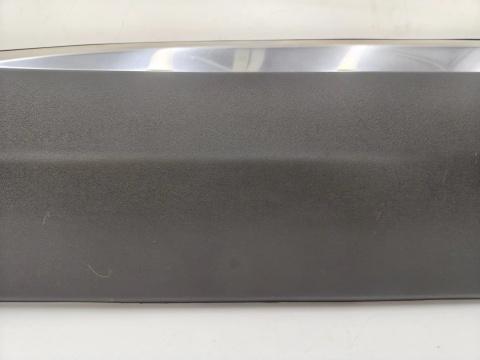 Listwa drzwi Peugeot 3008 II 5008 II 16-24r. lewa przednia dolna nakładka drzwi nakładka z CHROMEM lewy przód 9811404277