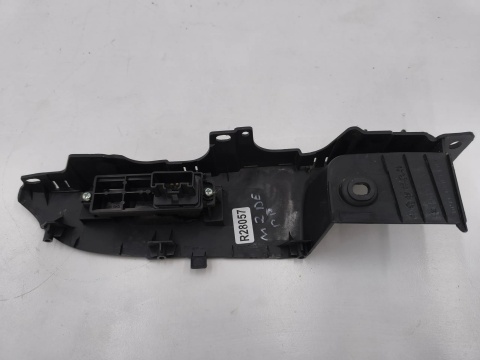 Przełącznik Mazda 2 DE 07-14r. prawy przód panel sterowania podnoszenia szyb EU df71-684l1