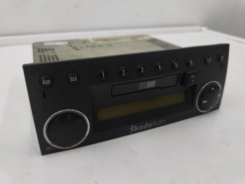 Radio Skoda Fabia 1 I tuner 99-08r. CD 30 fabryczny czytnik kaset panel sterowania 6y0035152