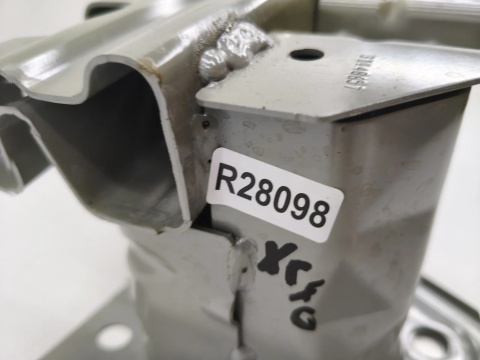 Belka zderzaka Volvo XC40 EX40 Volvo C40 22r.- tylne wzmocnienie pasa tylna tył 32385132 32385134