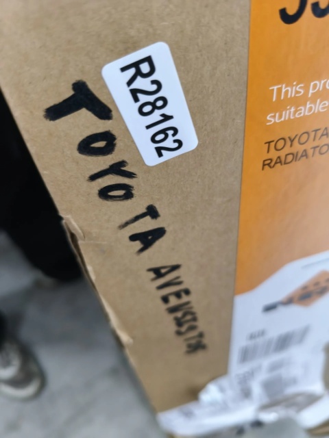 Chłodnica wody Toyota Avensis T25 Corolla Verso 2 II 03-09r. NRF 2.0 2.2 d diesel zamiennik 53767