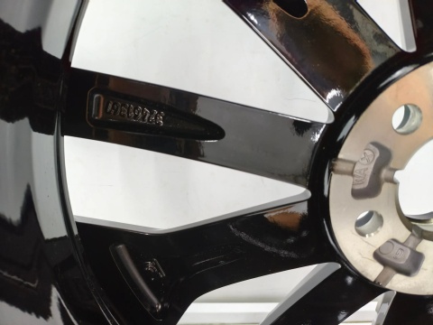 Felga aluminiowa Volvo XC60 II 17r.- felga r20 cali 8jx20 ET52,5 5x108 pojedyncza oryginalna 32461367