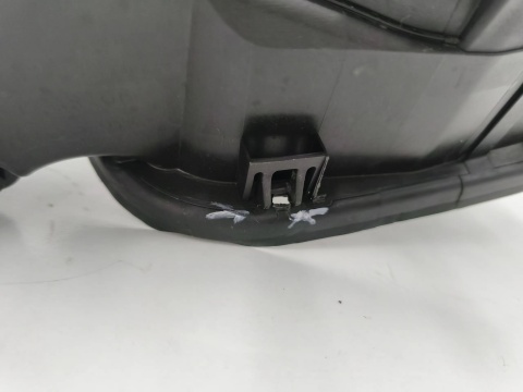 Klapka wlewu paliwa Skoda Superb 3 III 15-24r. oryginalna 3v9809702b