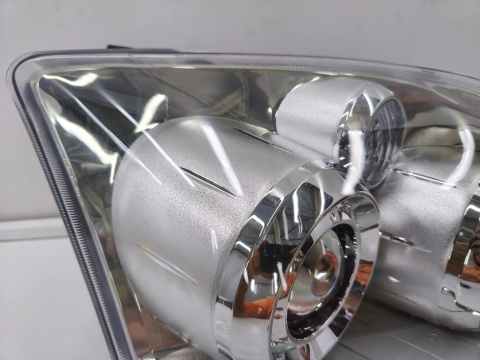 Lampa reflektor Toyota Avensis T25 06-09r. lift prawa przednia TYC EU prawy przód 20-11737-05-2