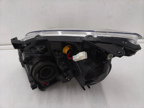 Lampa reflektor Toyota Avensis T25 06-09r. lift prawa przednia TYC EU prawy przód 20-11737-05-2