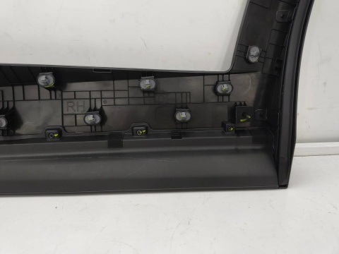 Listwa Hyundai Tucson 4 IV 20r.- NOWA prawa tylna dolna nakładka na drzwi rant oryginalna strukturalna prawy tył 87732-n7000