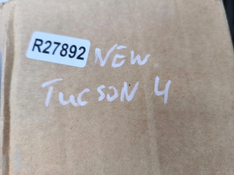 Listwa Hyundai Tucson 4 IV 20r.- NOWA prawa tylna dolna nakładka na drzwi rant oryginalna strukturalna prawy tył 87732-n7000