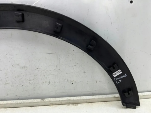 Listwa Opel Crossland I Crossland X 17-24r. LEWY przedni rant nadkola błotnika nakładka lewy przód 13482067
