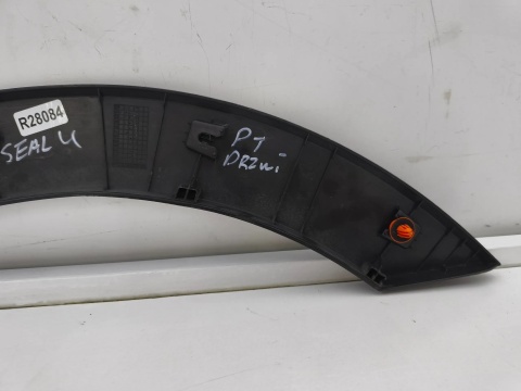 Listwa drzwi BYD Seal U 23r.- PRAWY tylny rant nadkola drzwi nakładka strukturalna prawy tył sa3f-5302460