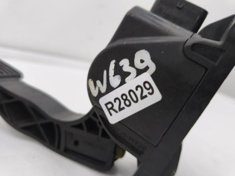 Pedał gazu Mercedes W639 W447 W907 W910 VW Crafter 1 I 03r.- potencjometr gazu czujnik przyspieszenia 0280755025