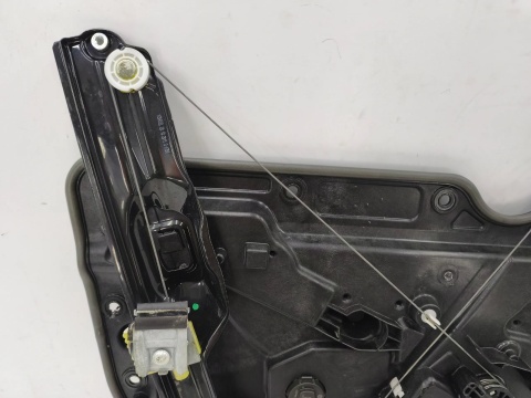 Podnośnik szyb VW Golf 6 VI HB 08-12r prawa przednia obudowa panel stelaż linki podnoszenia bez silniczka 5k1837730aa 5k0837756h