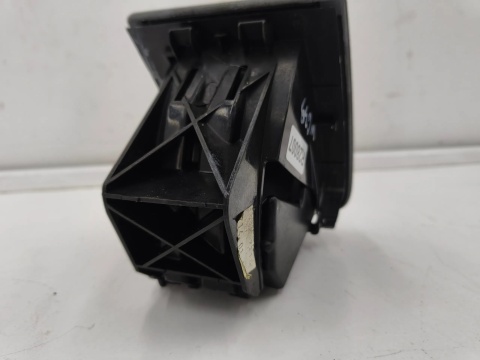 Uchwyt na kubek Mercedes Vito Viano W639 03-14r. schowek prawy deski rozdzielczej EUROPA a6396800458
