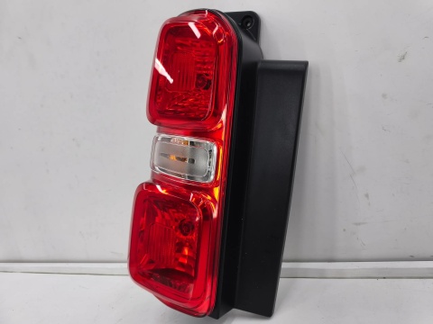 Lampa Citroen Jumpy SpaceTourer Scudo Ulysse Vivaro C Zafira Life 16r.- lewa tylna w błotnik oryginalna Europa 9808243180