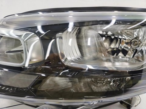 Lampa reflektor Citroen Jumpy SpaceTourer Scudo Ulysse Vivaro C Zafira Life 16-23r. lewa przednia Europa H1 H7 oryginał