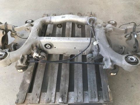 Belka zawieszenia BMW 5 F10 Zawieszenie tylne KOŁYSKA SANKI WÓZEK sedan