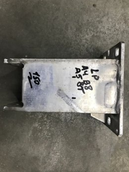 Belka zderzaka AUDI A4 B8 A5 8T przednia lewa strefa zgniotu odbój 8K0807133C