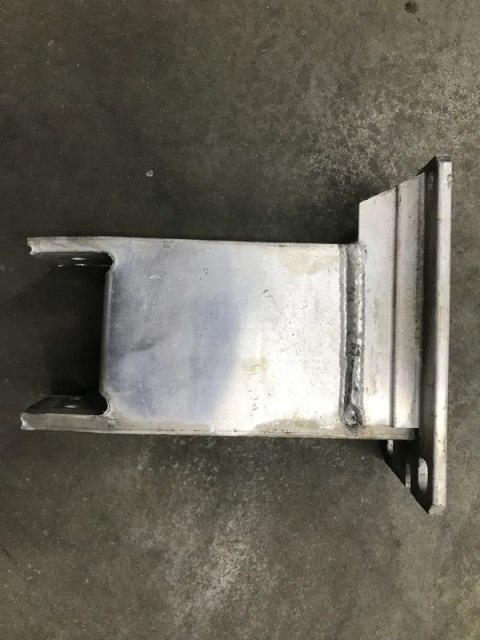 Belka zderzaka AUDI A4 B8 A5 8T przednia lewa strefa zgniotu odbój 8K0807133C