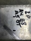 Belka zderzaka AUDI A4 B8 A5 8T przednia lewa strefa zgniotu odbój 8K0807133C