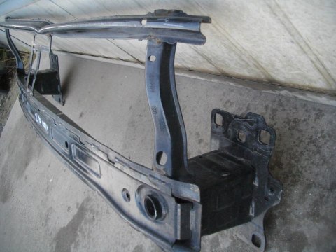 Belka zderzaka AUDI Q2 I 16-23r. przednie wzmocnienie