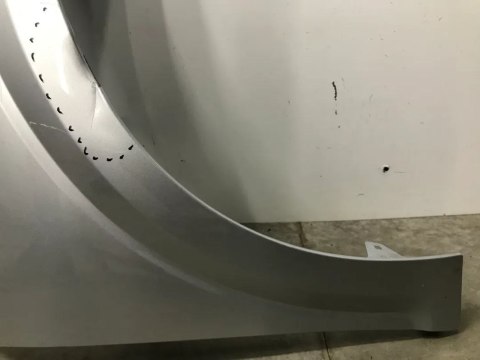 Błotnik Dacia logan III 3 20- prawy 631009535R