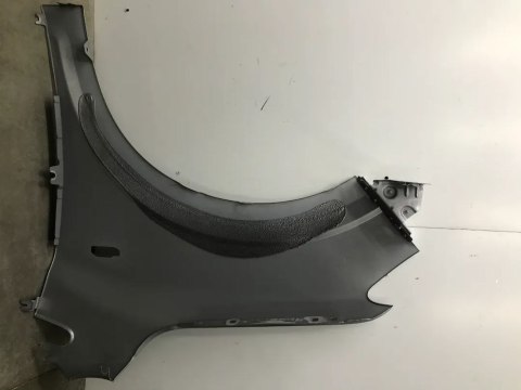 Błotnik Dacia logan III 3 20- prawy 631009535R